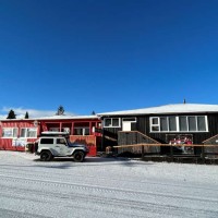 Plateau Lodge business listing for National Park Hotel Pub