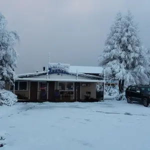 Plateau Lodge business listing for Eivins